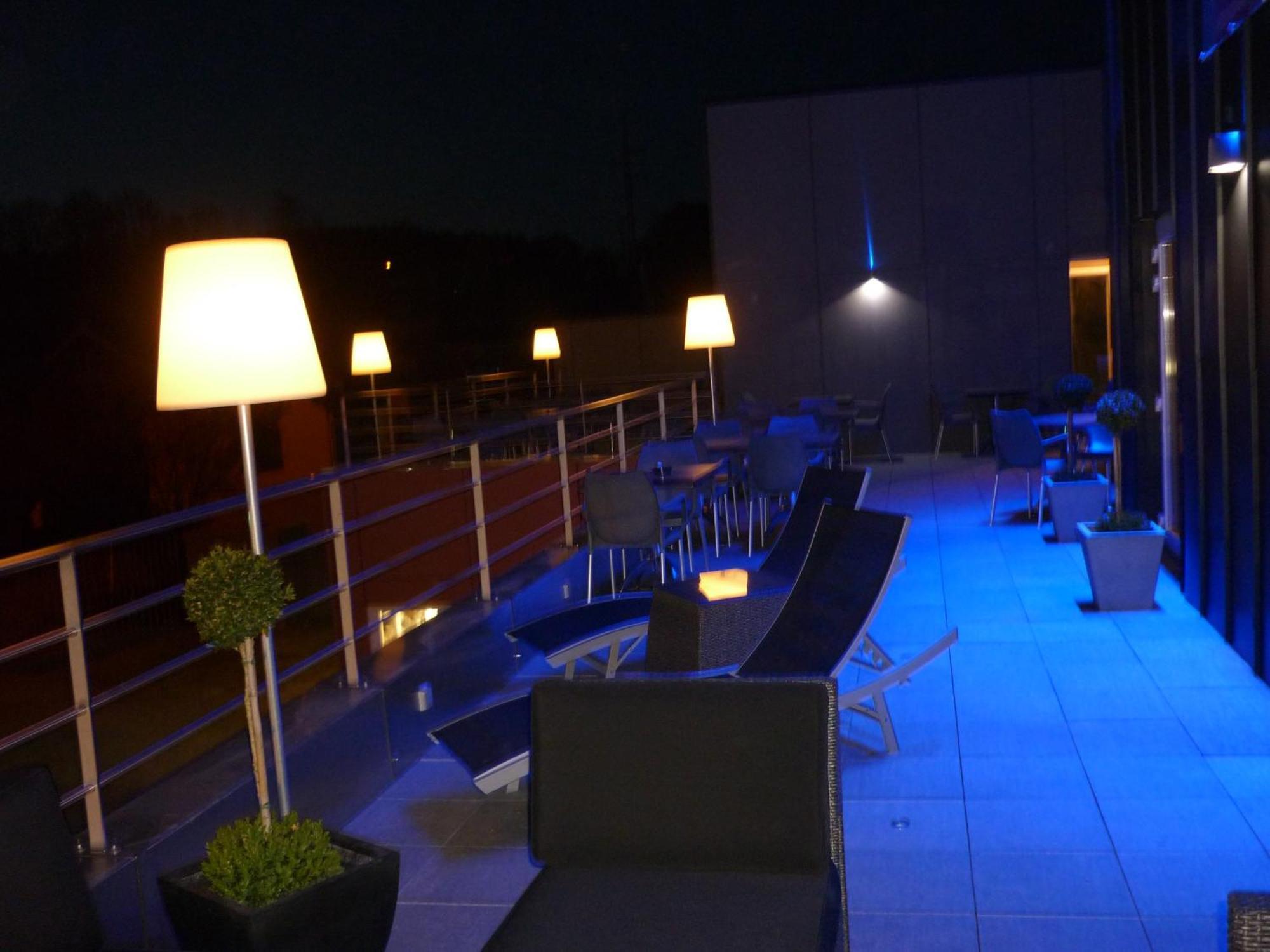 Hotel Le Midi Petit-Rechain Exterior photo